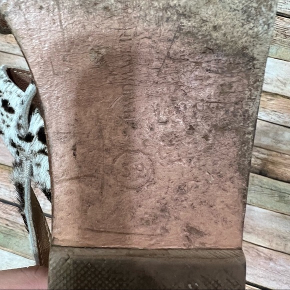 Ancient Greek Cow Hide Back Strap Sandals - Picture 7 of 7